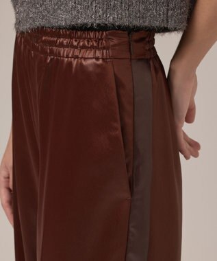 GRACE CONTINENTAL レザーライクパンツ ブラウン