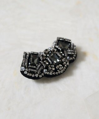 GRACE CONTINENTAL ビジューカーブブローチ ブラック