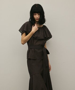 GRACE CONTINENTAL チェックケープブラウス