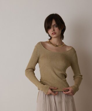 GRACE CONTINENTAL ラメリブクルーネックトップ ゴールド