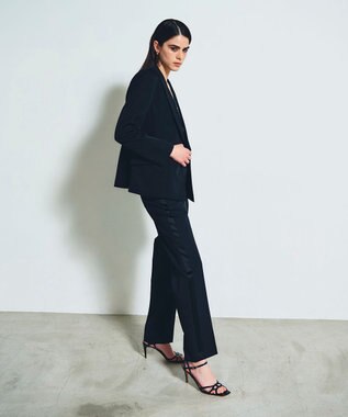 GRACE CONTINENTAL WOOLコンシャスジャケット ブラック