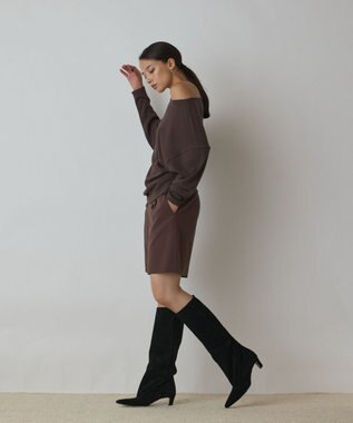 GRACE CONTINENTAL アシメテレコカットトップ ブラウン