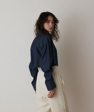 GRACE CONTINENTAL タックスリーブデニムシャツ インディゴ