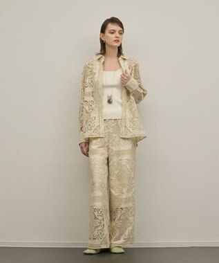 GRACE CONTINENTAL パネル刺繍パンツ キナリ