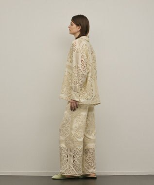GRACE CONTINENTAL パネル刺繍パンツ キナリ