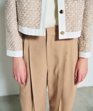 GRACE CONTINENTAL ストレッチスラブタックパンツ ベージュ