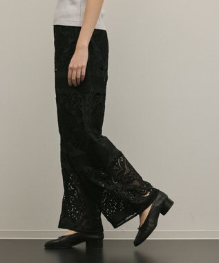 GRACE CONTINENTAL パネル刺繍パンツ ブラック