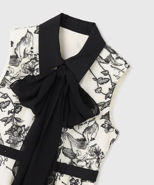 GRACE CONTINENTAL フラワー刺繍ボウタイドレス キナリ