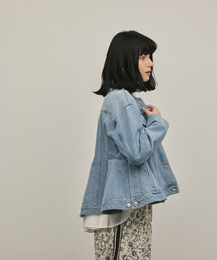 GRACE CONTINENTAL ペプラムデニムジャケット ブルー