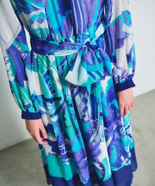 GRACE CONTINENTAL アールデコリゾートプリントワンピース ブルー