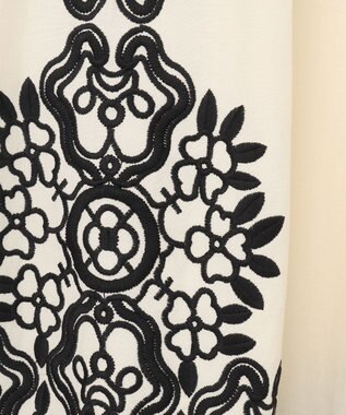 GRACE CONTINENTAL バイカラー刺繍コットンワンピース ホワイト