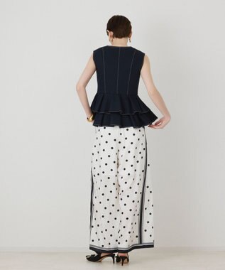 GRACE CONTINENTAL シャンブレーフリルベスト ネイビー