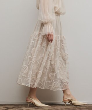 GRACE CONTINENTAL 刺繍チュールスカート キナリ