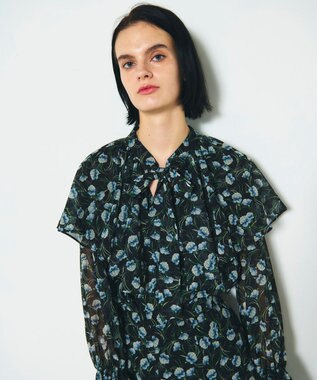 GRACE CONTINENTAL スモールフラワーケープトップ ブラック