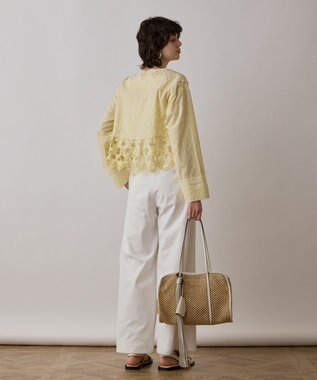 GRACE CONTINENTAL ORSETTOスクエアーバッグ ホワイト