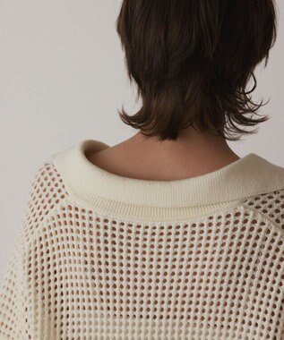 GRACE CONTINENTAL メッシュVネックニットトップ ホワイト