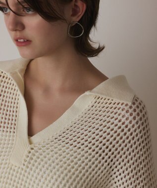 GRACE CONTINENTAL メッシュVネックニットトップ ホワイト