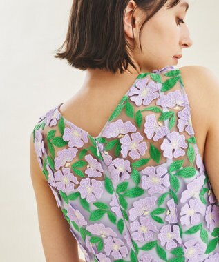 大人気 完売品✨23SS グレースコンチネンタル フラワー3Dフレアスカート38 大人気 完売品✨23SS グレースコンチネンタル フラワー3Dフレア