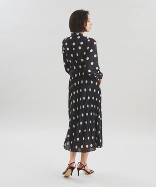ポルカドットプリーツワンピース / GRACE CONTINENTAL | GRACE ポルカドットプリーツワンピース / GRACE CONTINENTAL | GRACE