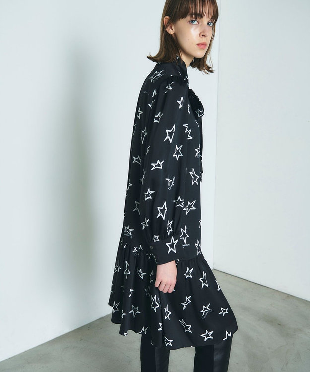 GRACE CONTINENTAL スタープリントミニワンピース ブラック