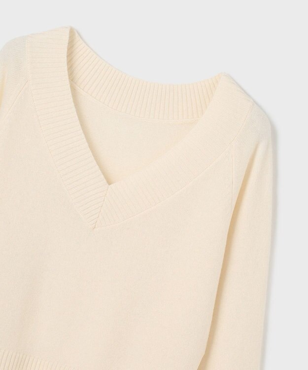 GRACE CONTINENTAL Vネックラムニットトップ ホワイト