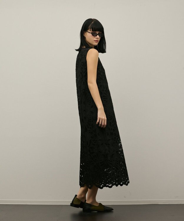 GRACE CONTINENTAL フラワーカットワークワンピース ブラック