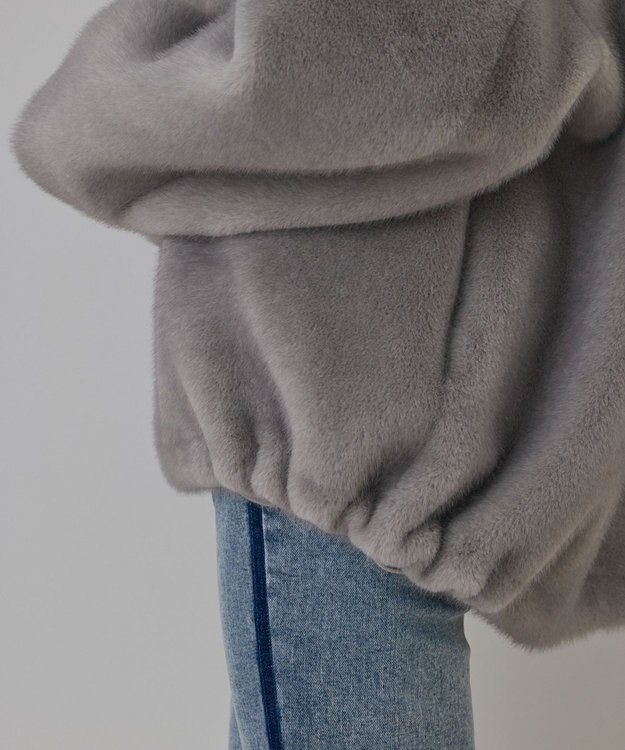 GRACE CONTINENTAL フェイクミンクフードジャケット ライトグレー