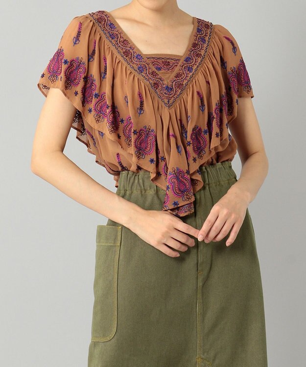 GRACE CONTINENTAL 刺繍フリルノースリーブトップ ブラウン