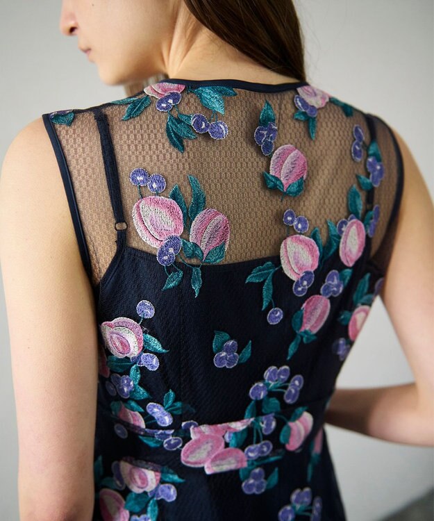GRACE CONTINENTAL サマーフルーツ刺繍ワンピース ネイビー