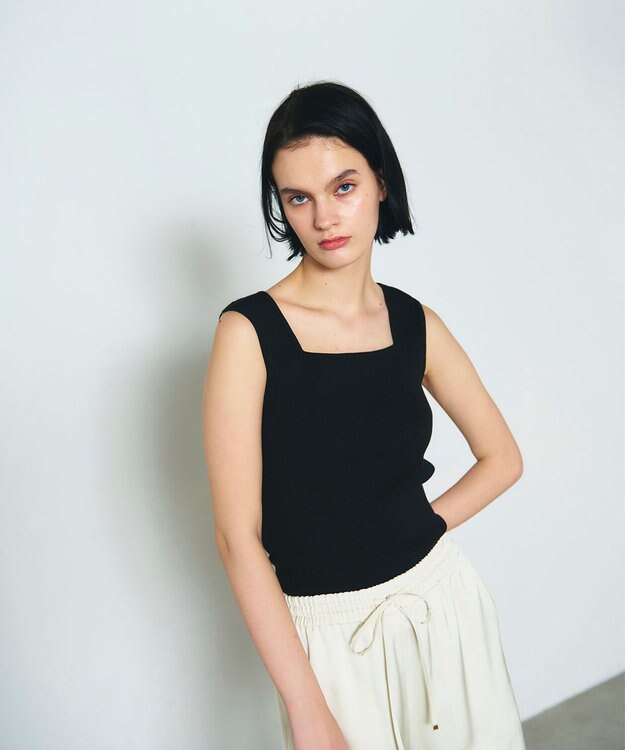 GRACE CONTINENTAL スクエアリブニットトップ ブラック