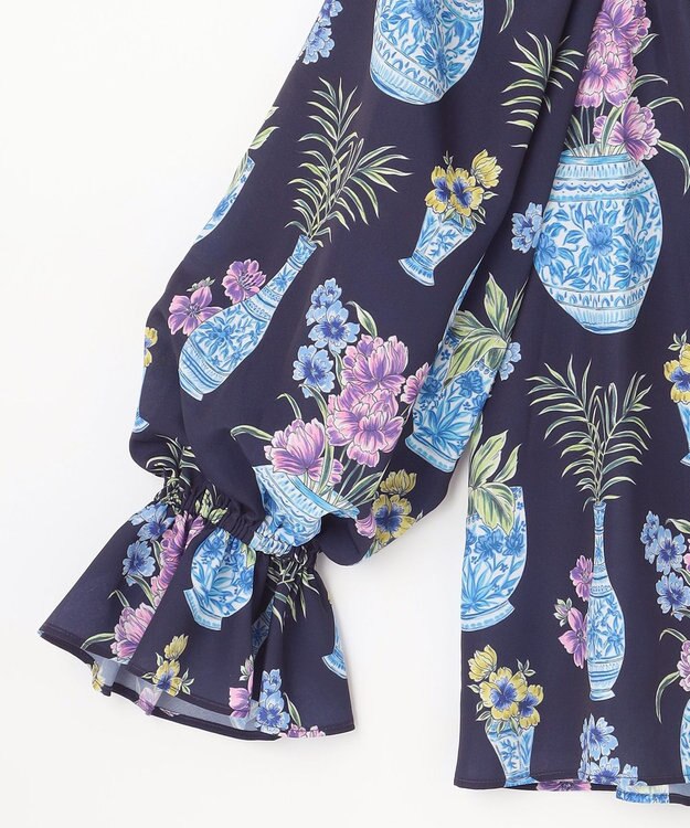 GRACE CONTINENTAL フラワーベースプリントトップ ネイビー