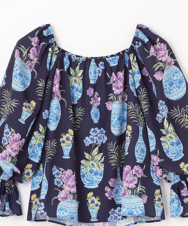 GRACE CONTINENTAL フラワーベースプリントトップ ネイビー