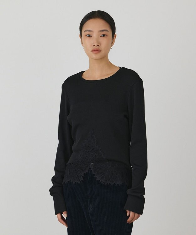 GRACE CONTINENTAL レースヘムカットトップ ブラック