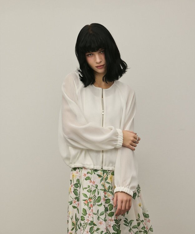 GRACE CONTINENTAL ノーカラーカラミブルゾン ホワイト