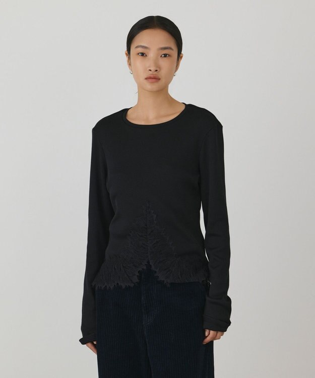 GRACE CONTINENTAL レースヘムカットトップ ブラック