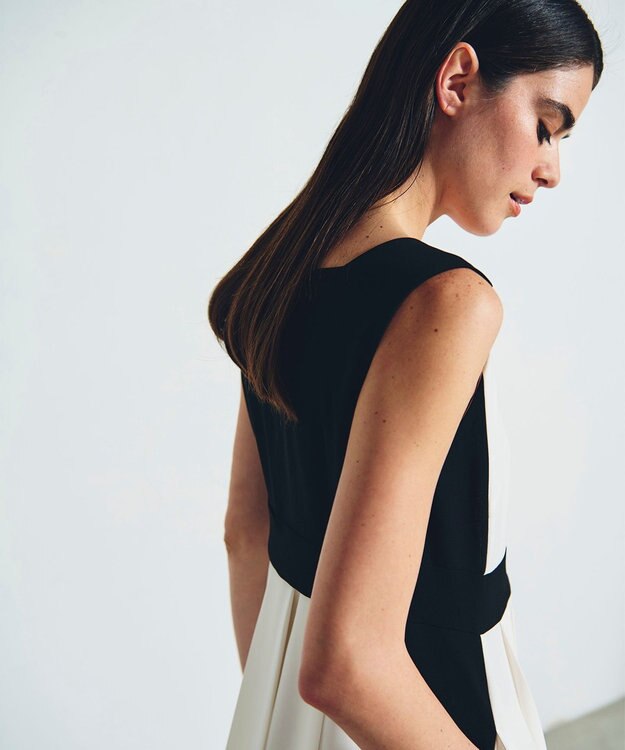 GRACE CONTINENTAL ラインバイカラードレス ホワイト