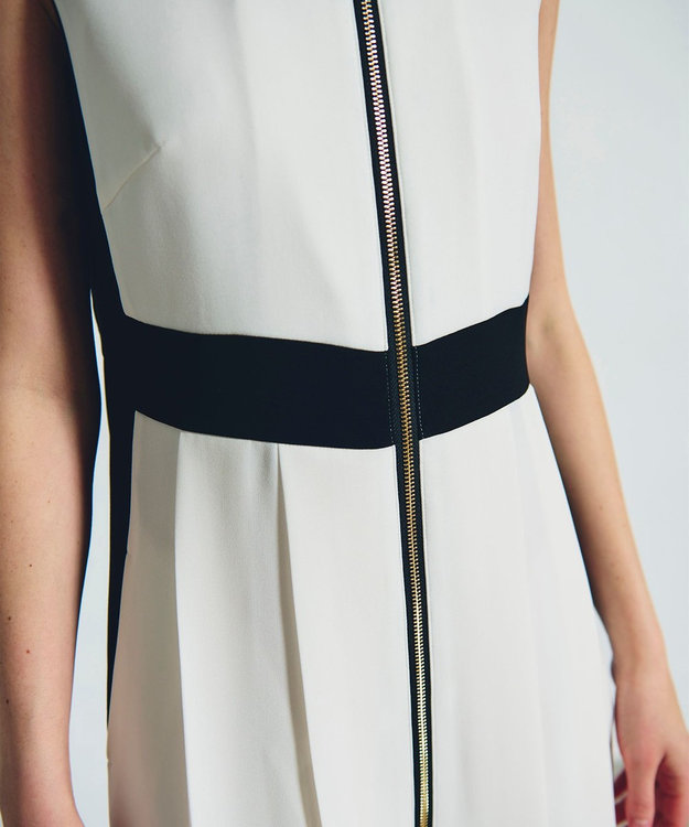 GRACE CONTINENTAL ラインバイカラードレス ホワイト