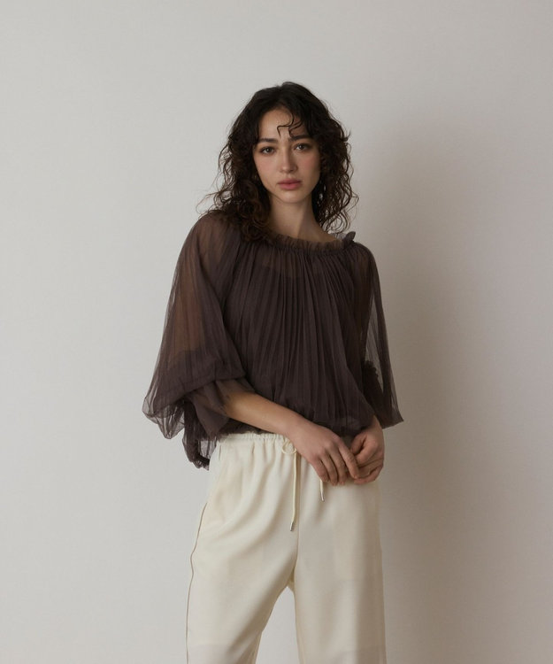 GRACE CONTINENTAL チュールプリーツトップ ブラウン