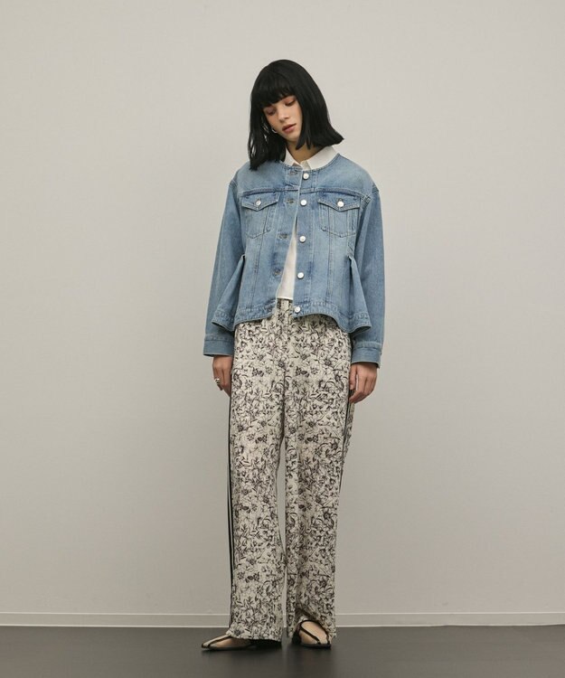 GRACE CONTINENTAL ペプラムデニムジャケット ブルー