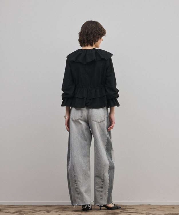 GRACE CONTINENTAL エンブロイダリーフリルブラウス ブラック