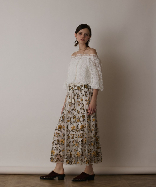 GRACE CONTINENTAL サラサ刺繍チュールスカート ホワイト