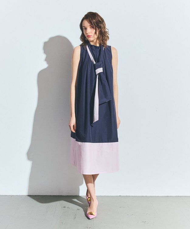 GRACE CONTINENTAL ライトタッサーAラインドレス ネイビー