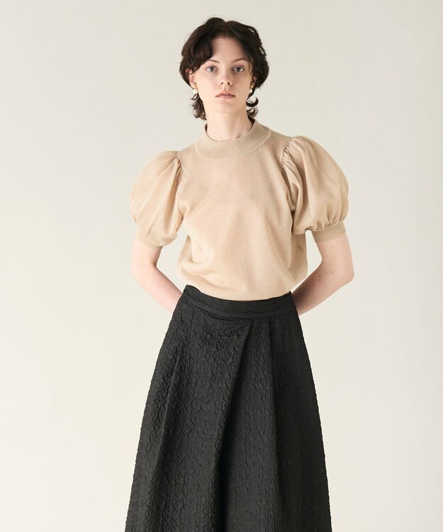 GRACE CONTINENTAL ラメシアーパフニットトップ ゴールド
