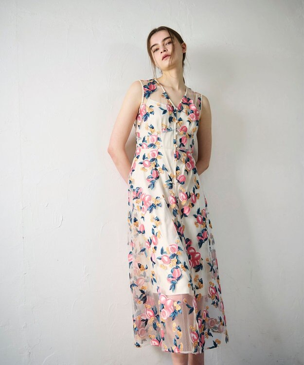 GRACE CONTINENTAL サマーフルーツ刺繍ワンピース キナリ