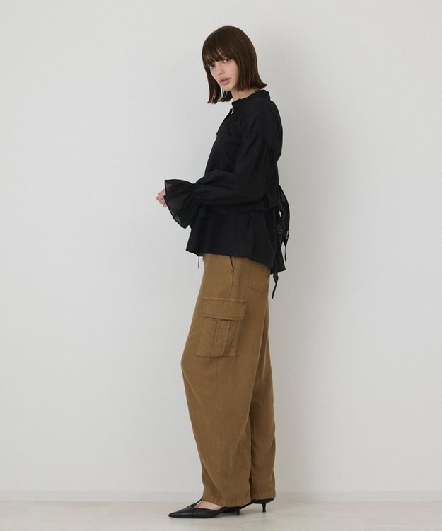 GRACE CONTINENTAL ツイルカーゴパンツ カーキ