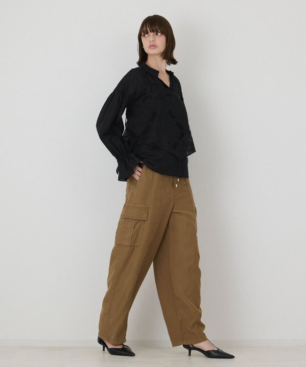 GRACE CONTINENTAL ツイルカーゴパンツ カーキ