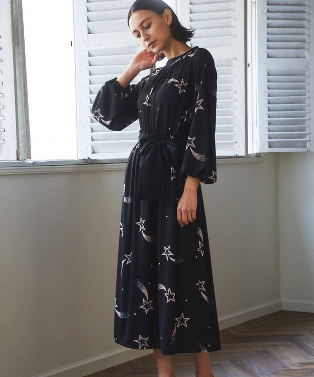 ドレープスタープリントワンピース / GRACE CONTINENTAL | GRACE  