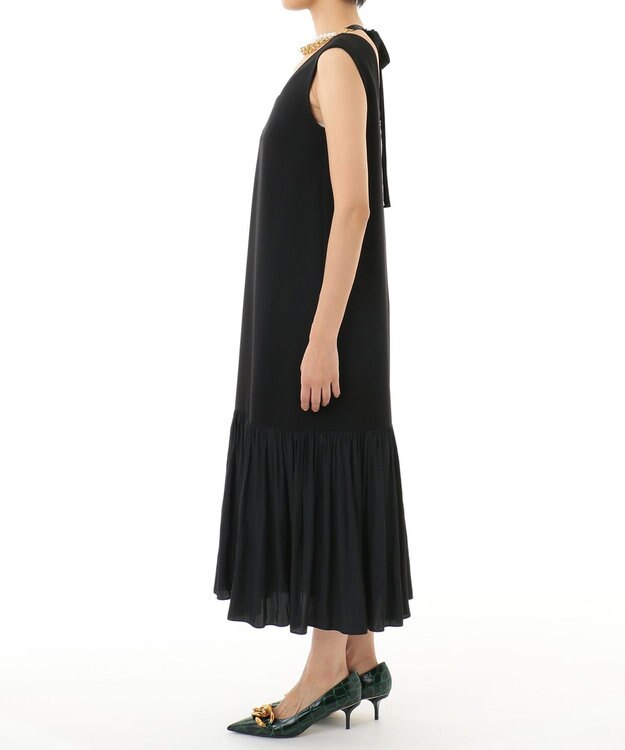 GRACE CONTINENTAL ネックレス付ティアードドレス ブラック