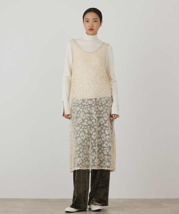 GRACE CONTINENTAL スパン刺繍メッシュワンピース ベージュ