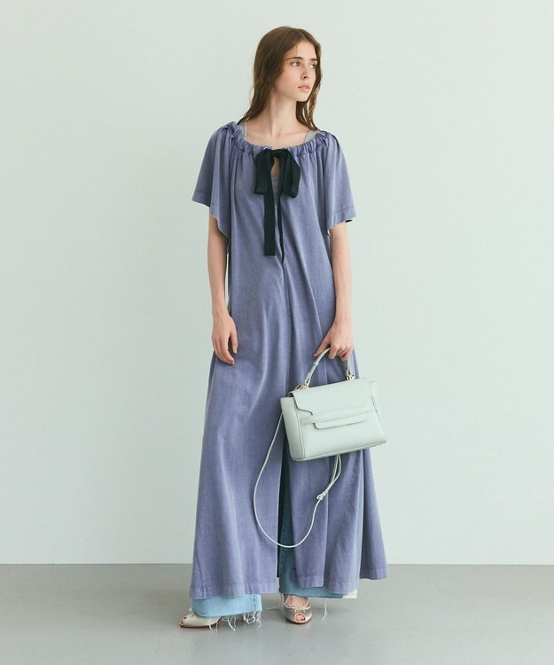 GRACE CONTINENTAL フラップショルダーバッグ ライトグレー